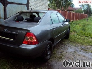 Битый автомобиль Toyota Corolla